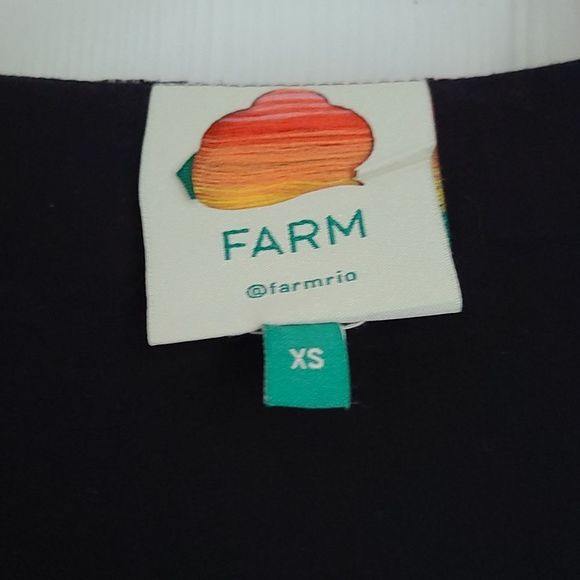 FARM RIO Crazy Mix V Neck Mini Dress - Picture 6 of 10